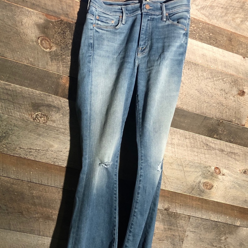 MOTHER The Weekender Ankle Fray Jeans in Wild!